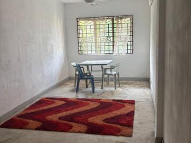 Flat for sale in Petaling, Alam Impian