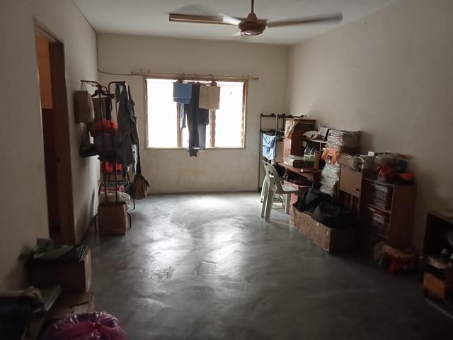 Flat for sale in Petaling, Alam Impian