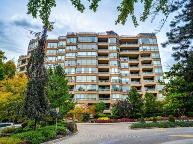 Condo for sale in Eglinton—Lawrence, Toronto