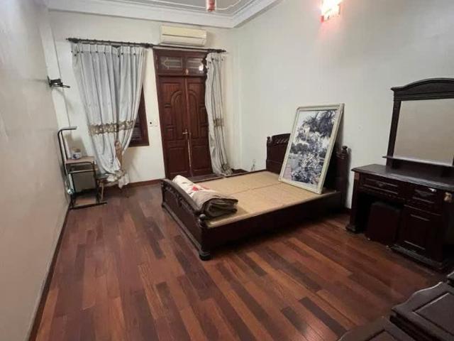 Nhà mặt phố bán tại Hoàn Kiếm, Hà Nội