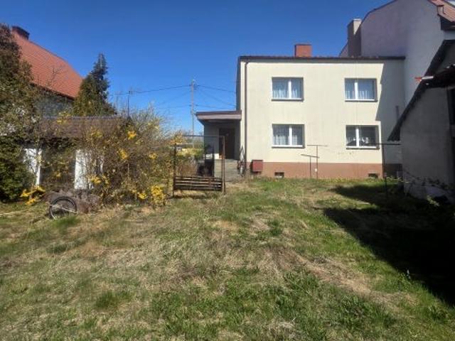 Dom na sprzedaż w Gowarczów, Świętokrzyskie