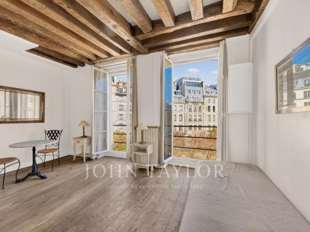 Appartement vente à Paris 1er Arrondissement, Paris