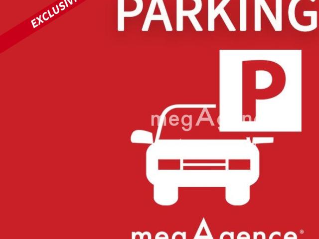 Garage vente à Les Sables-d'Olonne, Château-d'olonne