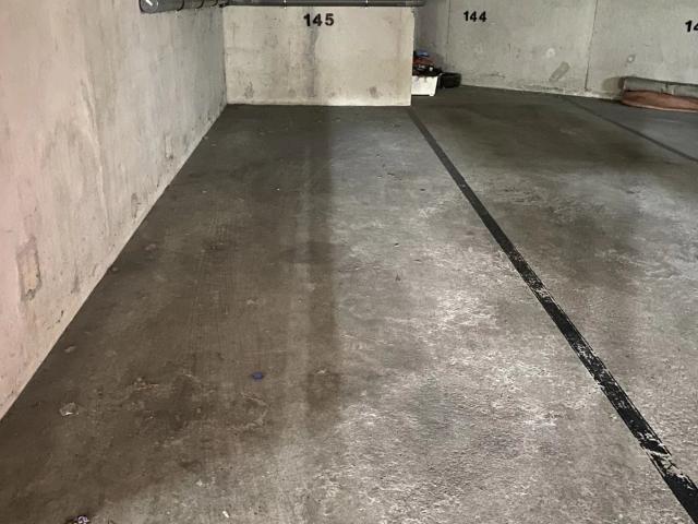 Garage vente à Persan