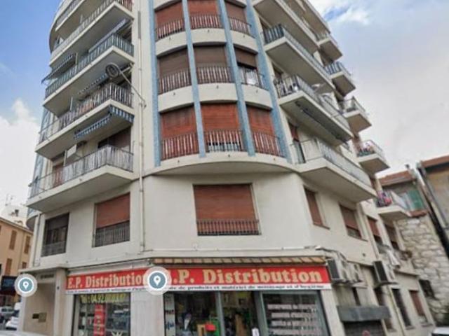 Garage vente à Nice