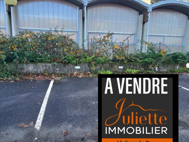 Garage vente à Clermont-Ferrand, Clermont-ferrand