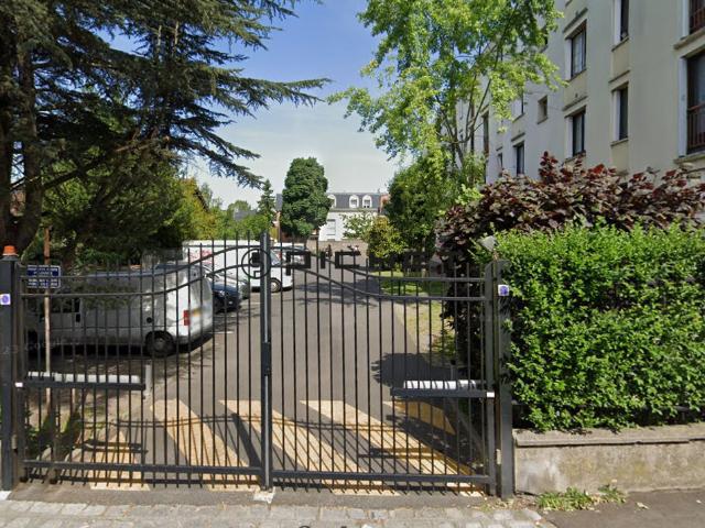 Garage vente à Le Raincy, Rosny-sous-bois