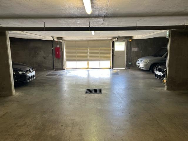 Garage location à Saint-Julien-en-Genevois, Gaillard