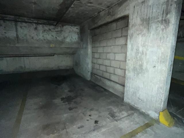 Garage vente à Paris 6e Arrondissement, Paris