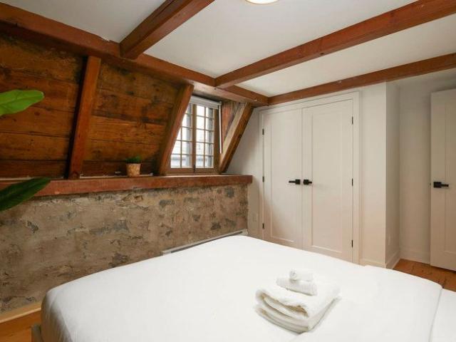 House for rent in Ville-Marie, Montréal