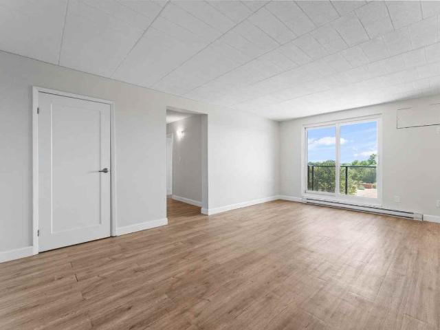 Apartment for rent in Oldcastle, Ontario