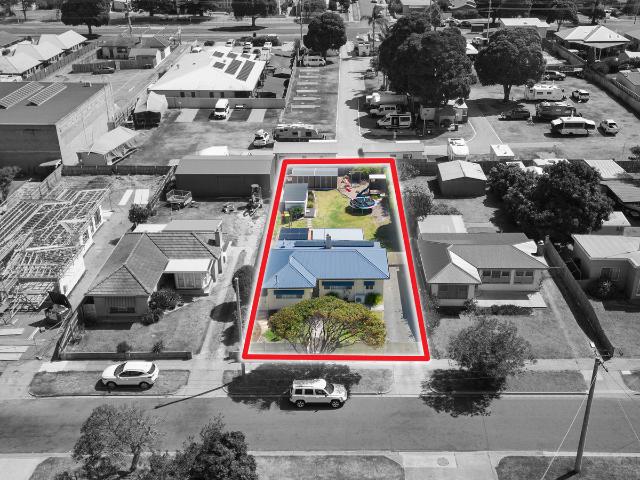 House for sale in Lakes Entrance, Victoria