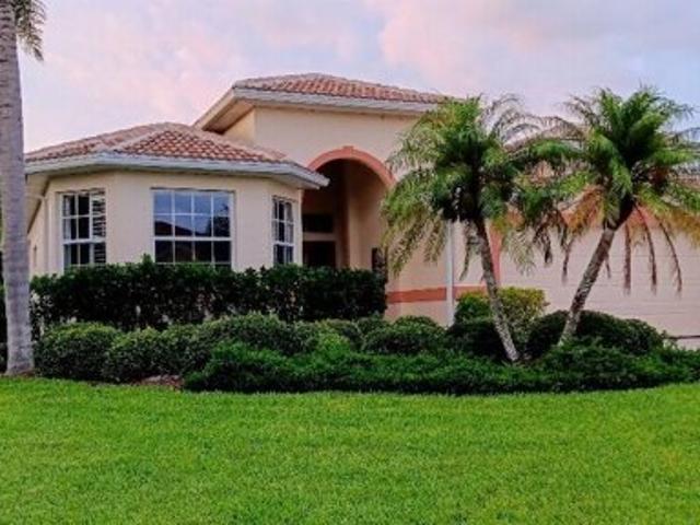 House for sale in Osprey
