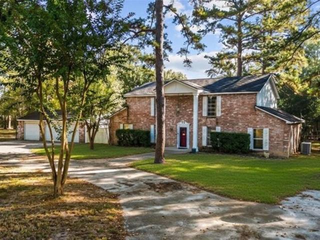 House for sale in Magnolia, Texas