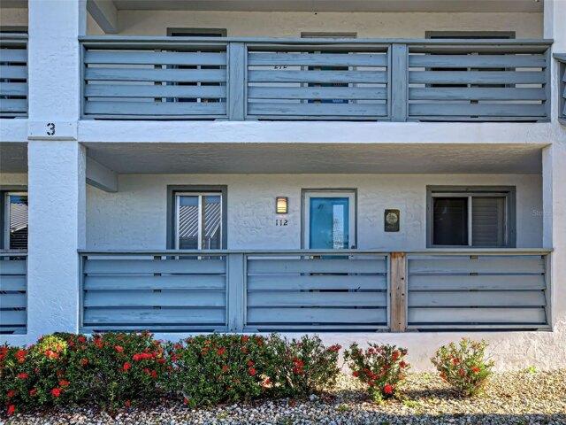 Condo for sale in Englewood Condo for sale in Englewood