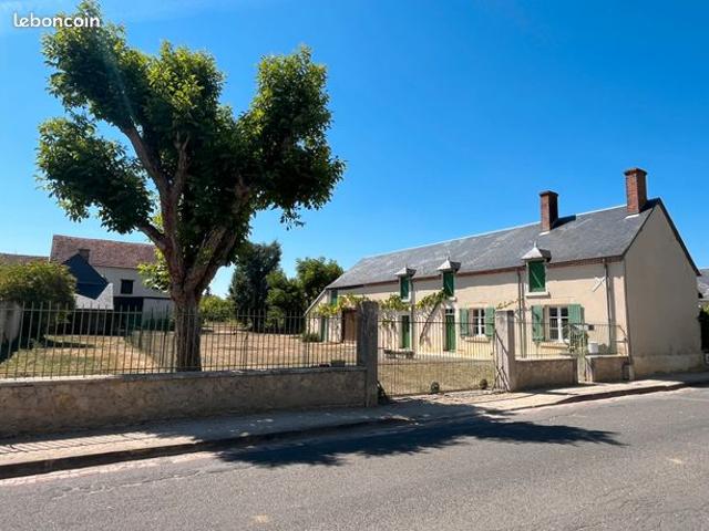 Maison vente à Bourges, Plaimpied-givaudins