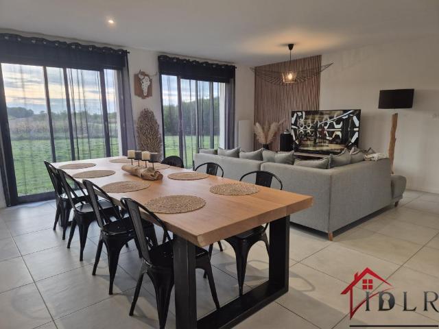 Maison vente à Vitry-le-François, Sainte-marie-du-lac-nuisement