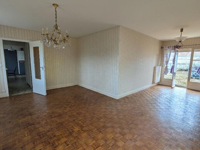 Maison vente à Frontenay-Rohan-Rohan, Deux-Sèvres