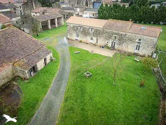 Maison vente à Niort, Prissé-la-charrière