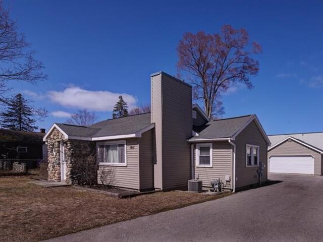 House for sale in Traverse City