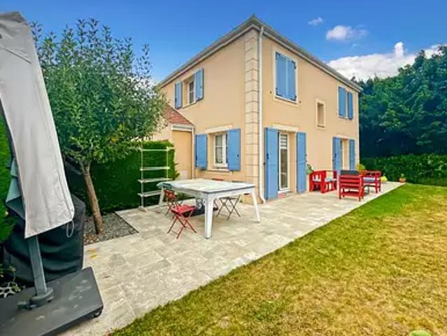 Maison vente à Versailles, Plaisir
