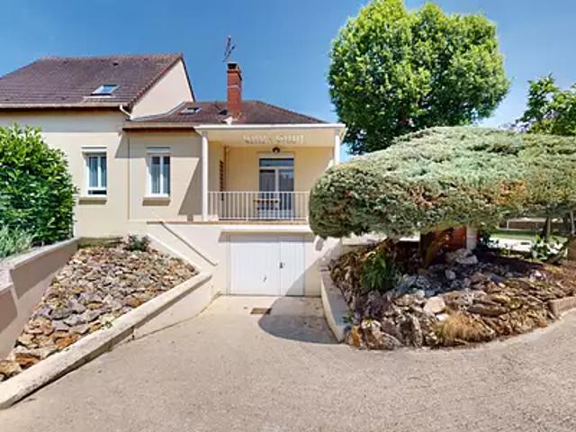 Maison vente à Versailles, Plaisir
