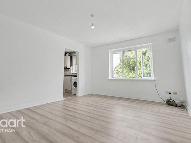Apartment for rent in Plaistow, Greater London