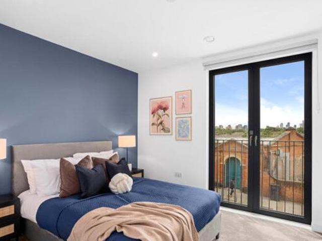 House for rent in Lyons, Greater London