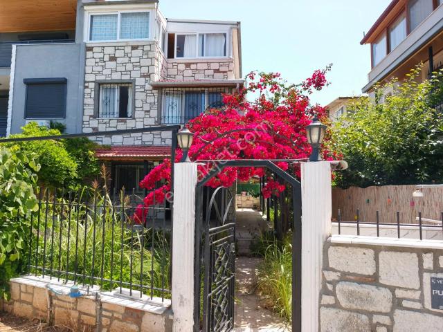 Menderes, İzmir içerisinde kiralık Villa