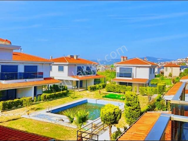 Kuşadasi, Aydin içerisinde satılık Villa