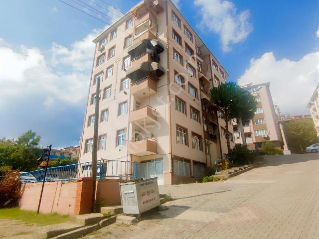 İzmit, Kocaeli içerisinde satılık mülk
