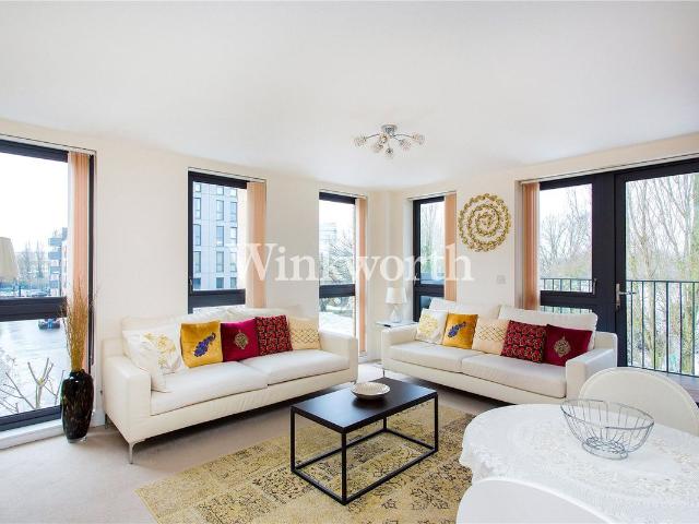 Apartment for rent in Colindale, Greater London