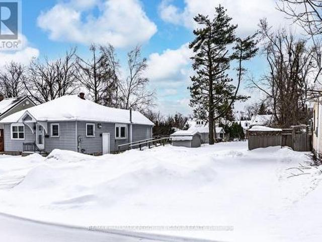 Land for sale in Barrie, Ontario