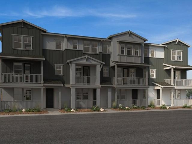 Townhouse for sale in Oregonia