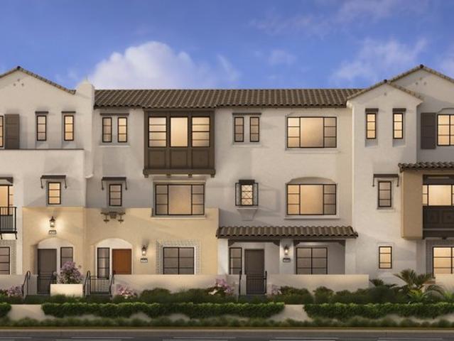 Townhouse for sale in Burbank, California