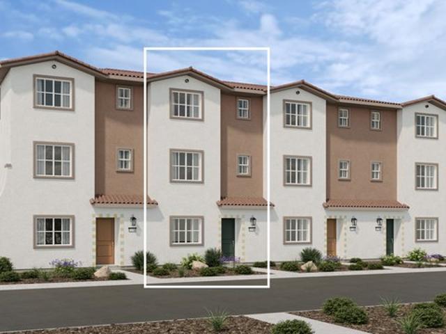 Townhouse for sale in Pomona, Los Angeles County