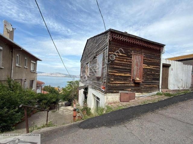 Adalar, İstanbul içerisinde satılık Villa