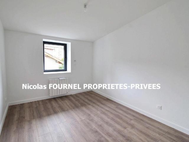 Appartement location à Bourg-argental, Zone artisanale les Rivets