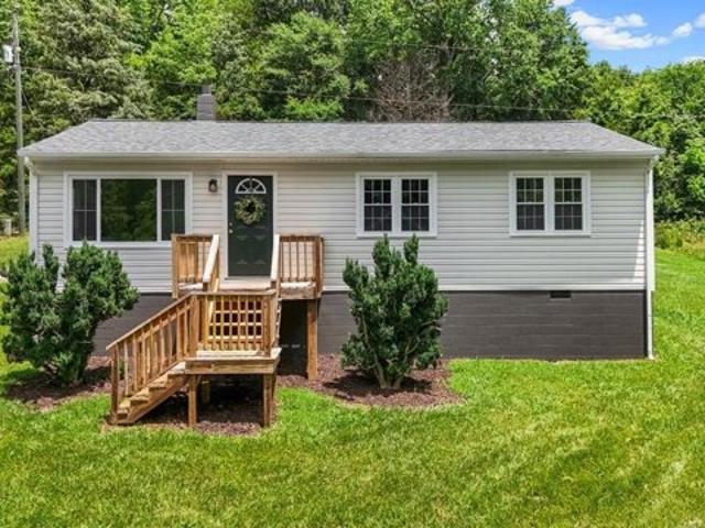 House for sale in Farmville