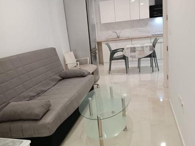 Piso en alquiler en Benalúa, Alicante