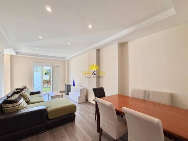 Piso en alquiler en Dehesa de Campoamor, Orihuela