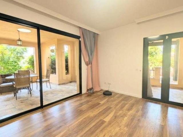 Piso en alquiler en Estepona, El Paraíso