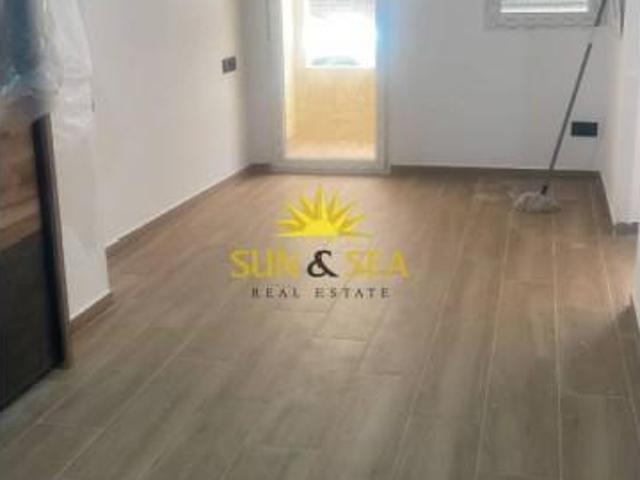 Piso en alquiler en Torrevieja, Valencia