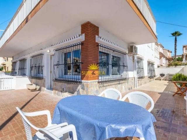 Piso en alquiler en Torrevieja, Residencial Europa
