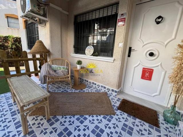 Piso en alquiler en Torrevieja, Valencia