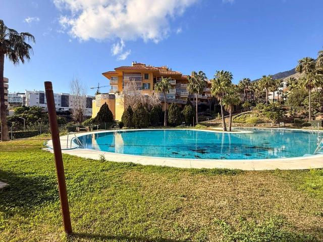 Piso en venta en La Sierrezuela, Costa del Sol Occidental