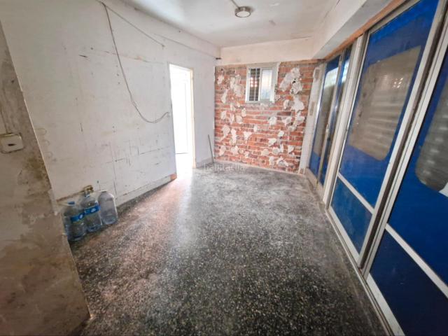 Piso en venta en Barcelona, les Roquetes