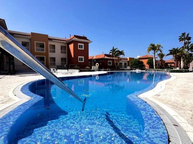 Piso en venta en La Postura, Adeje