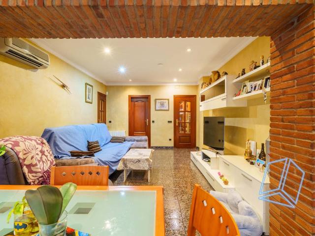 Piso en venta en Àngela Roca, Baix Llobregat