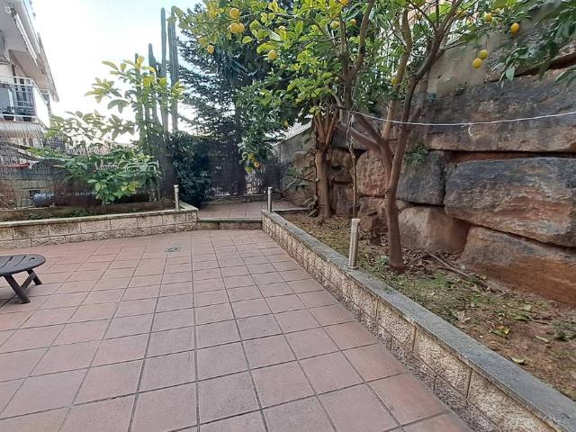 Piso en venta en Castellbisbal, Santa Teresita